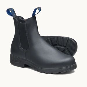 Blundstone Women’s Thermal #2273 Black Chelsea Boots